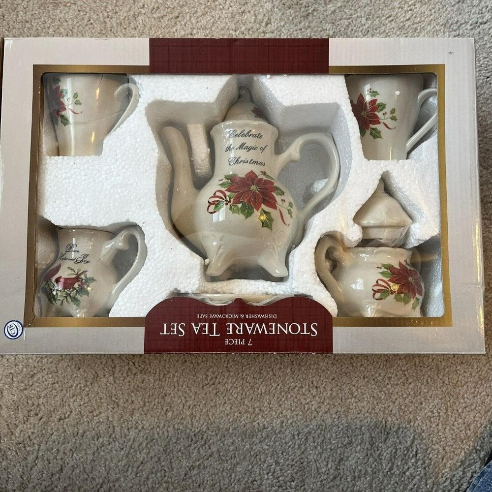 7 Piece Stoneware Tea Set Celebrate Christmas Pointsetta Dishwasher & Micro Safe